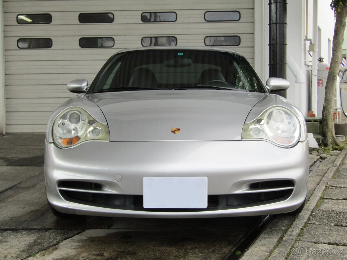 Porsche 911 Carrera 4 - 2