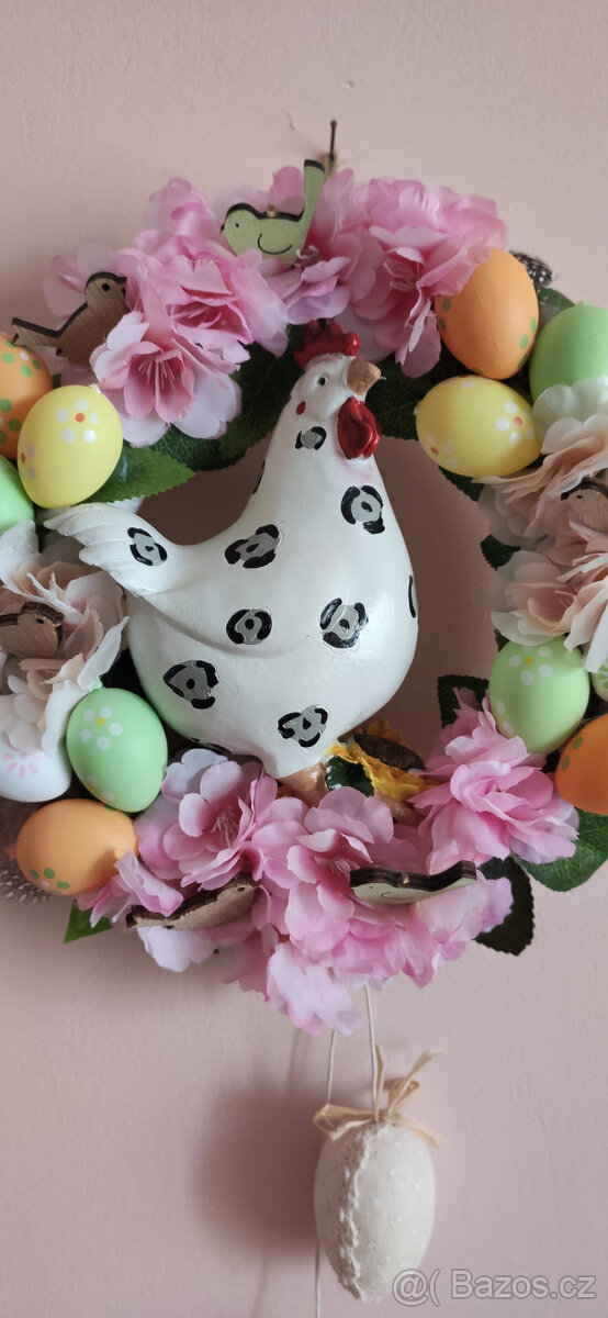 velikonoční věnec se slepičkou - 2