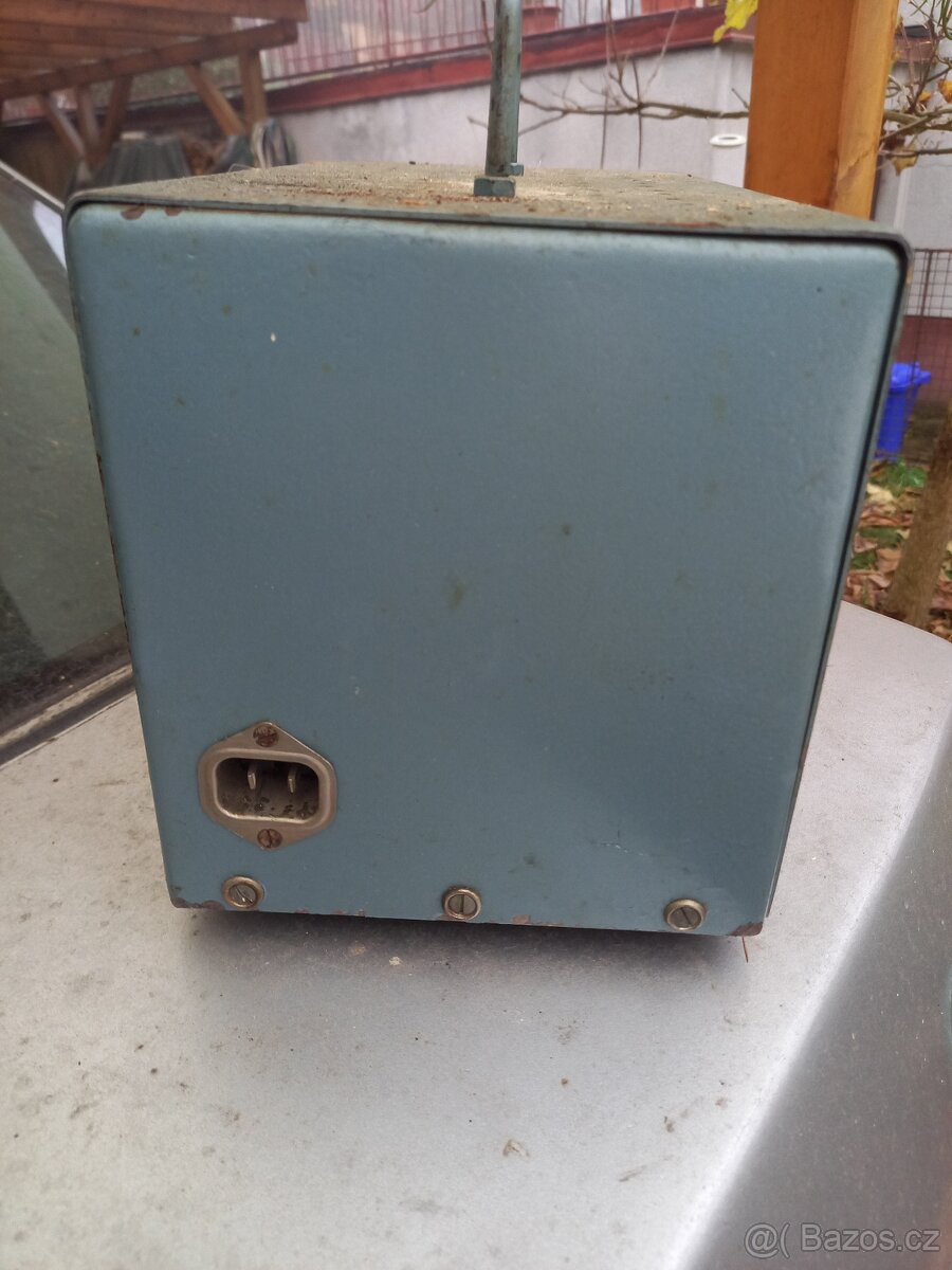 Nabíječka, zdroj, Tesla? - 2