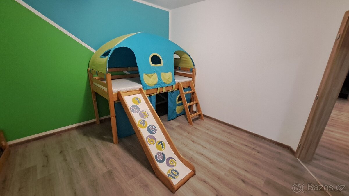 Dětská postel se skluzavkou a bunkrem - 2