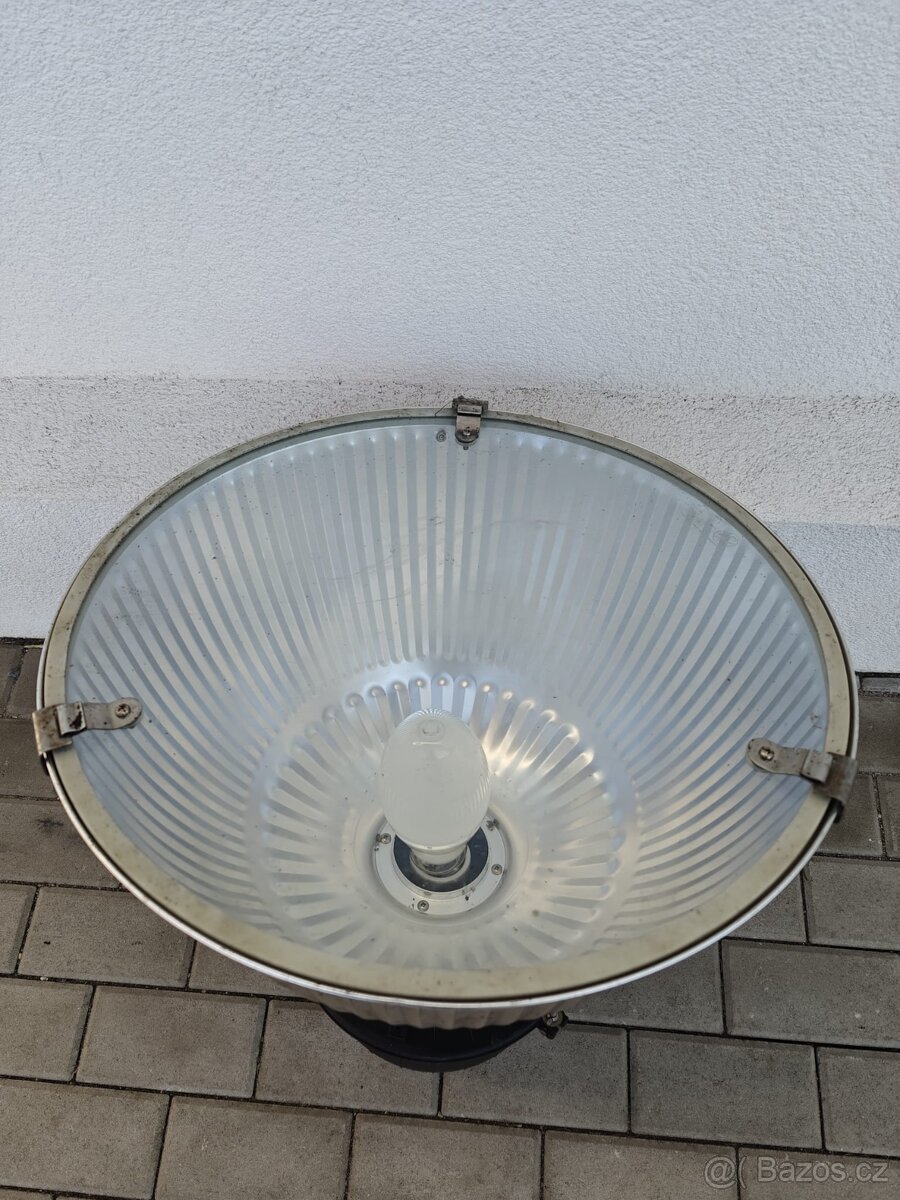 Závěsné průmyslové svítidlo - 2