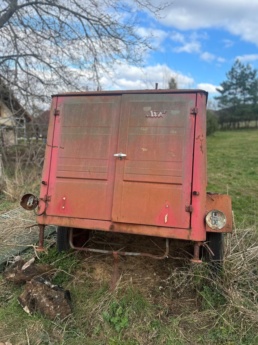 Skříňový vlek (jednonápravový) - 2