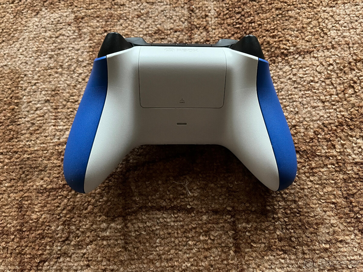 Xbox ovladač nový - 2