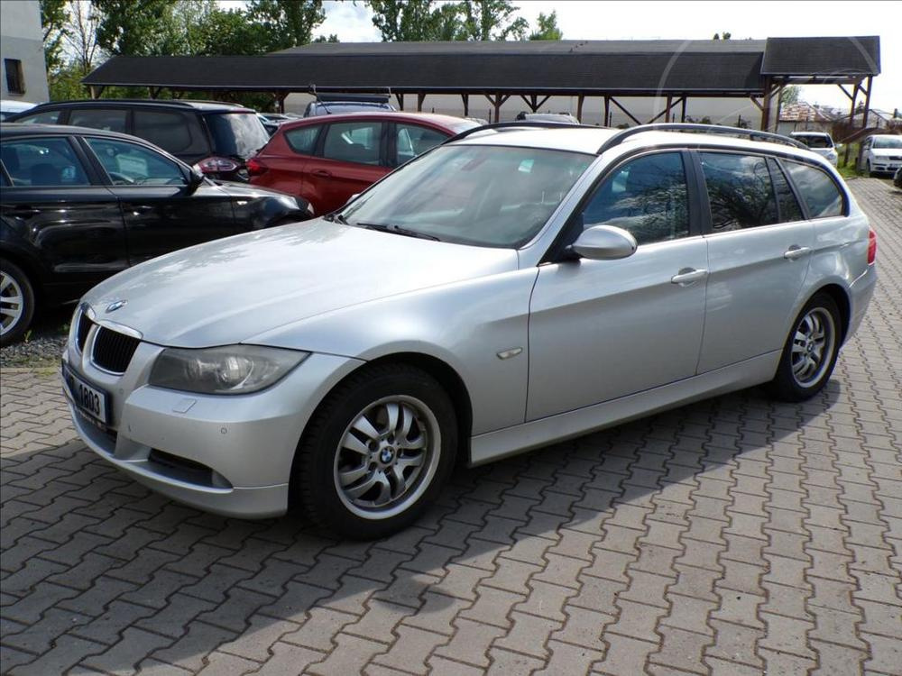 BMW 318 D 2,0 XENONY - 2