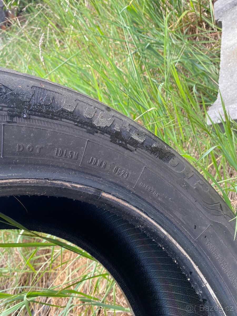 Prodám pneu dunlop - 2