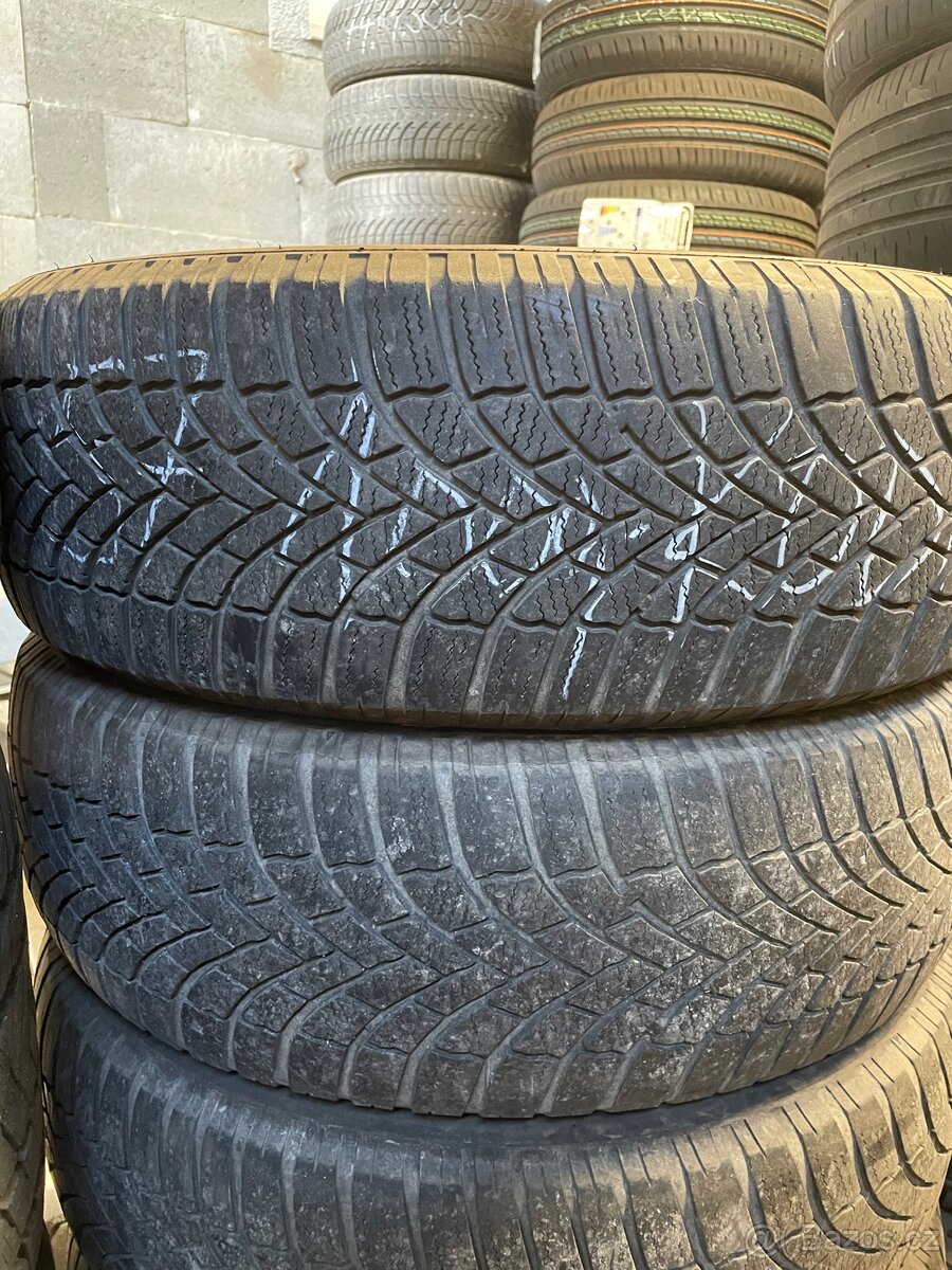 Zimní pneu 215/65R17 103H - 2