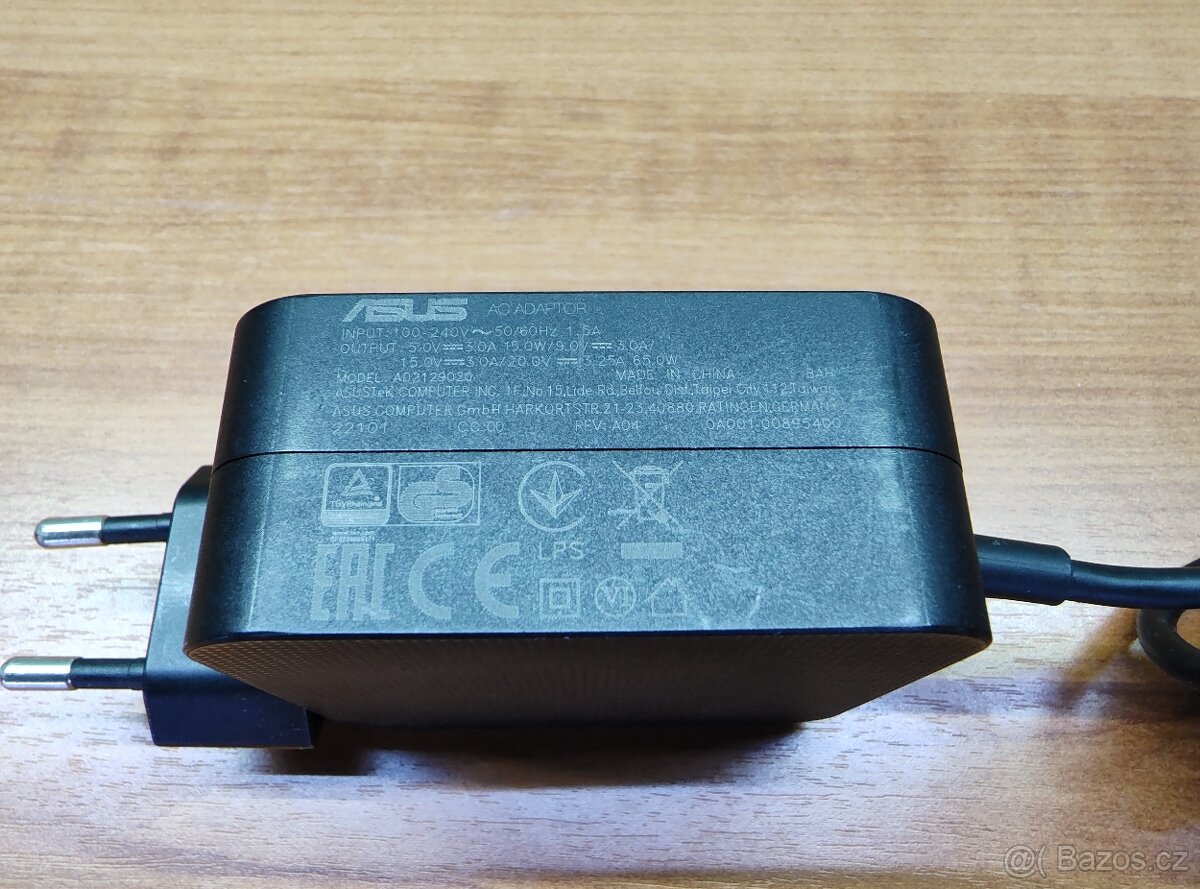 Napájecí adaptér USB-C 65w - 2