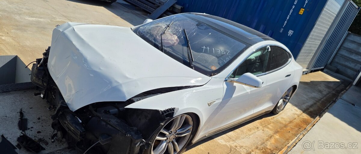 Tesla model S 85D SC01 free supercharger - 2