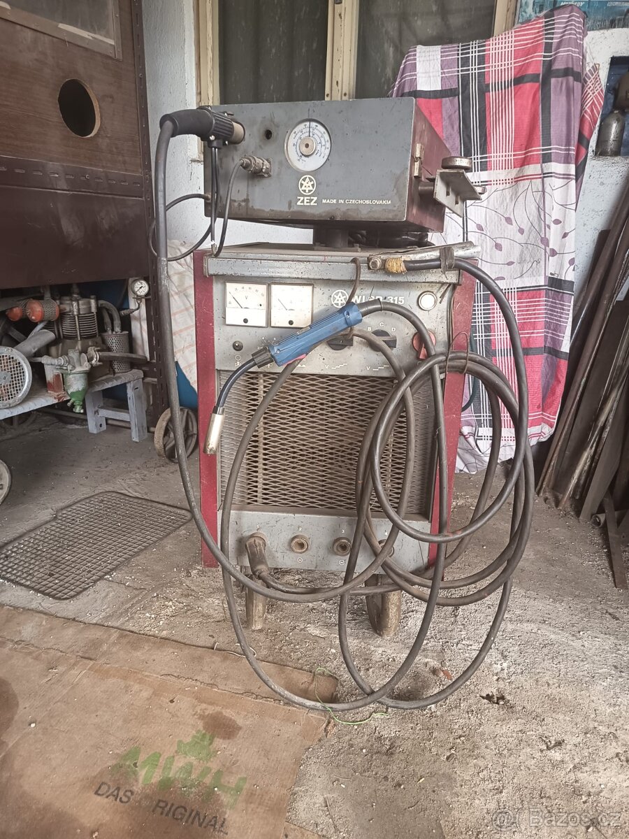 Svářečka CO2 - 2