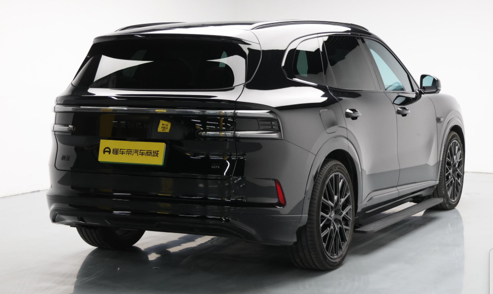 Zeekr 8X 70kWh Ultra+ 900 hp - 2