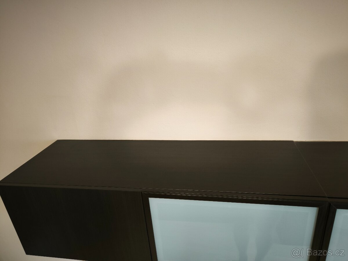 IKEA BESTA TV stěna s držákem TV+ LED osvětlení - 2