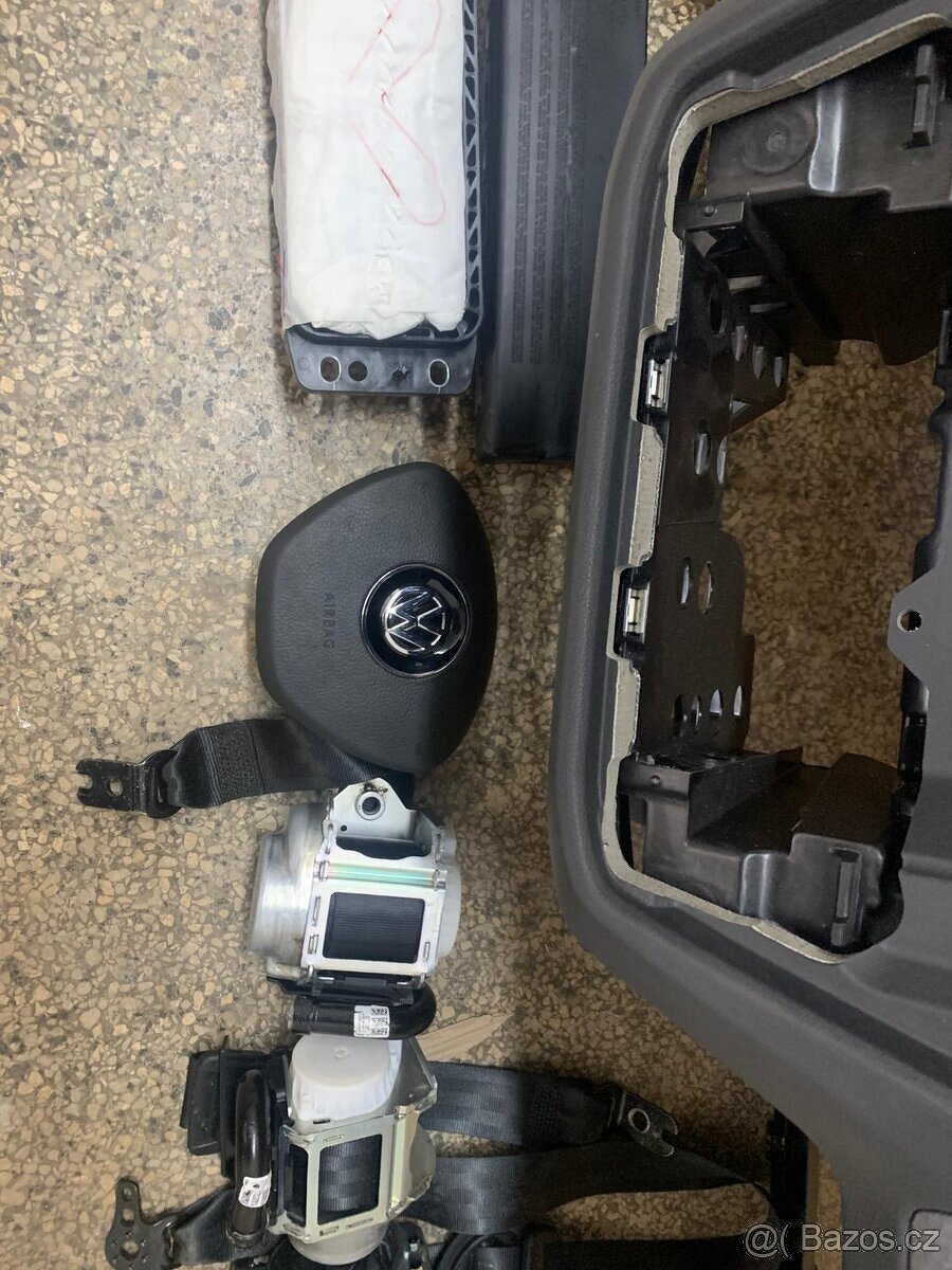 Airbagová sada Volkswagen Tiguan, s originální deskou - 2
