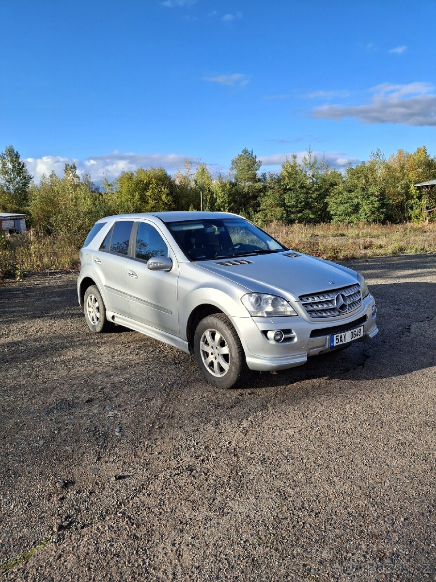 Prodám Mercedes Benz ML 320cdi 165kW stk do 7.2027 - 2