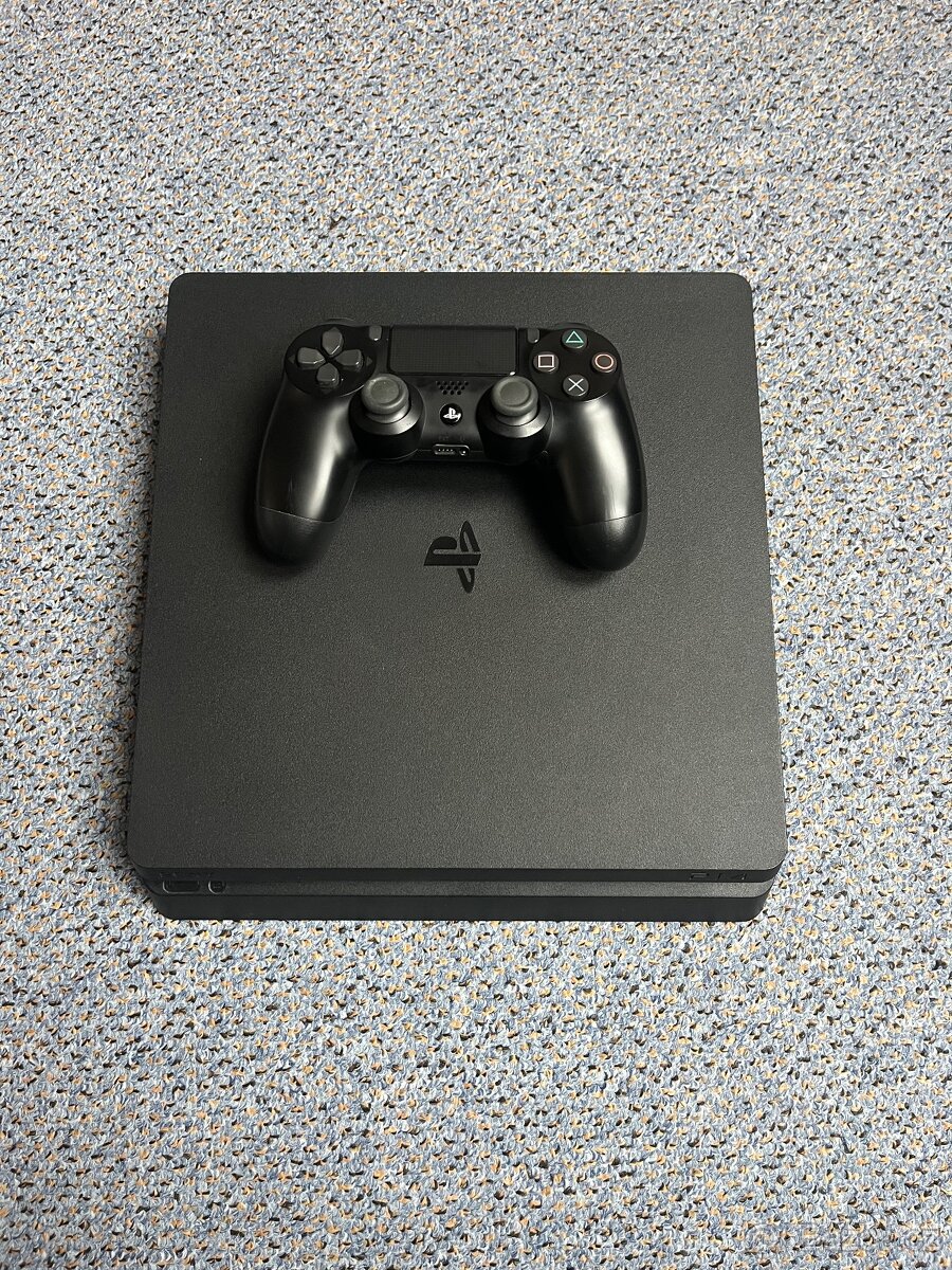 PS4 slim 500GB+ volant trustmaster t150+hry+ externí disk 1T - 2