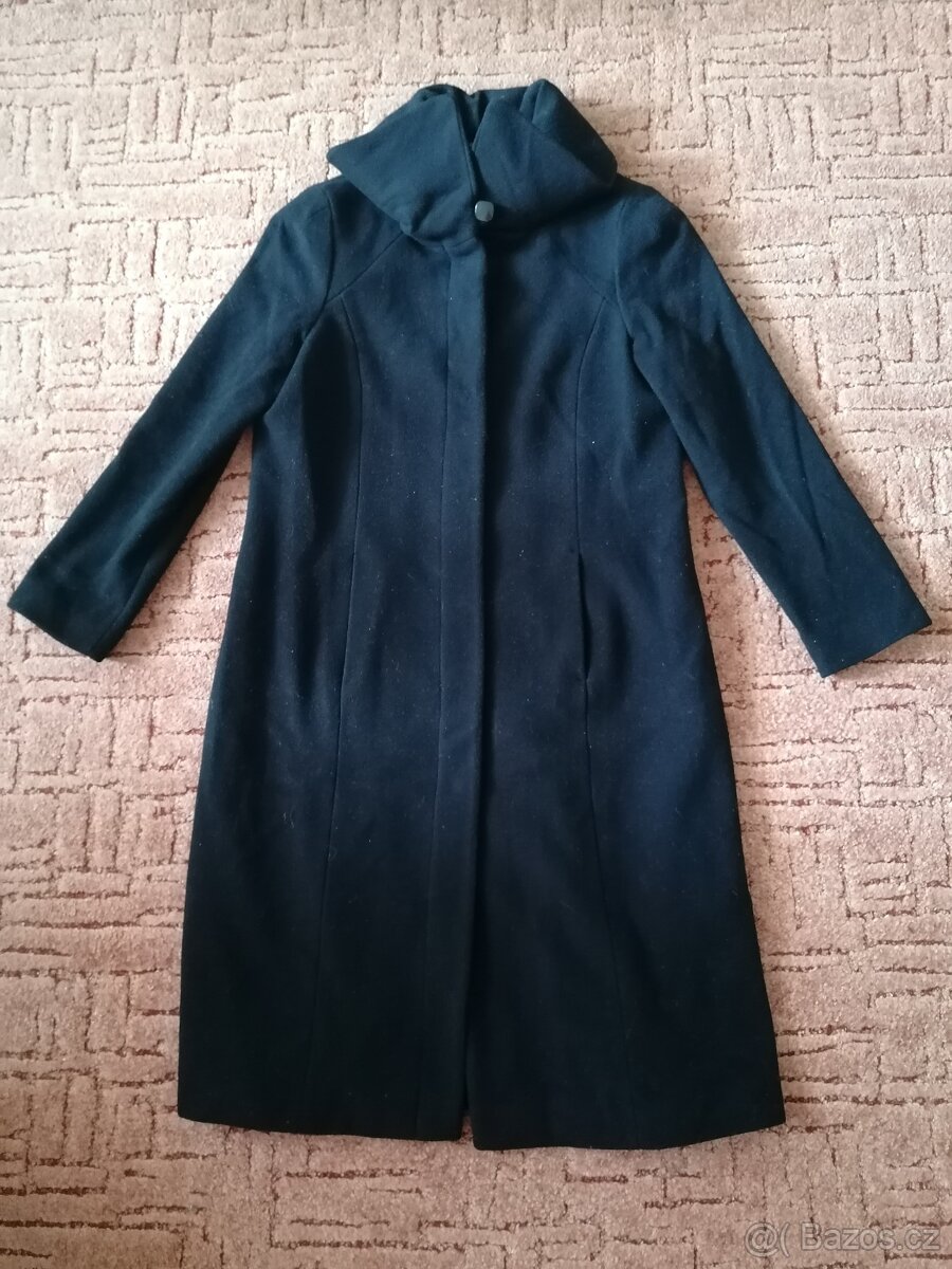 Dámský černý flaušový kabát vel. 38 - 2