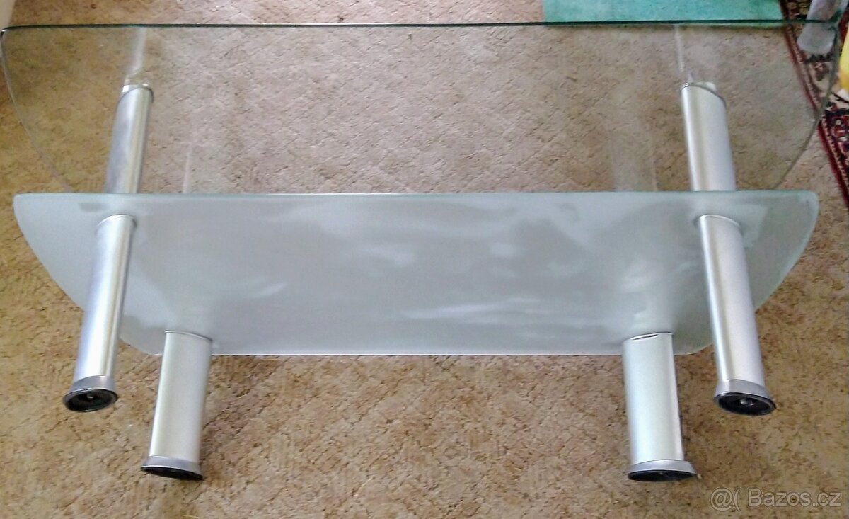 Konferenční skleněný stolek - 2