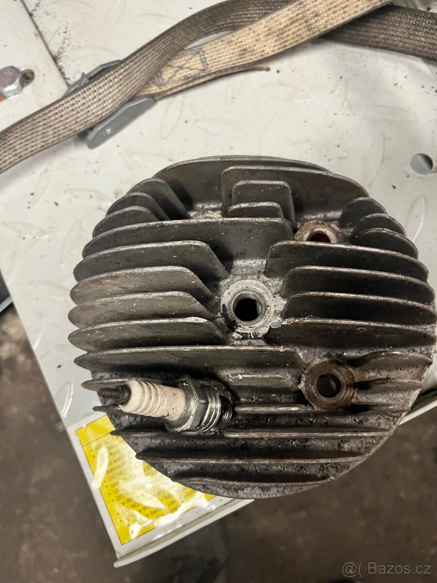 Jawa 250 353 Hlava valce - 2