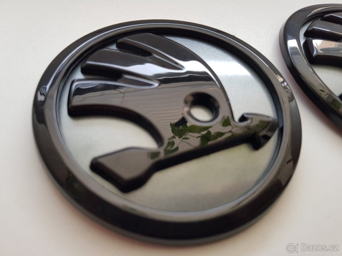 Farebné znaky - logo na ŠKODA - 2