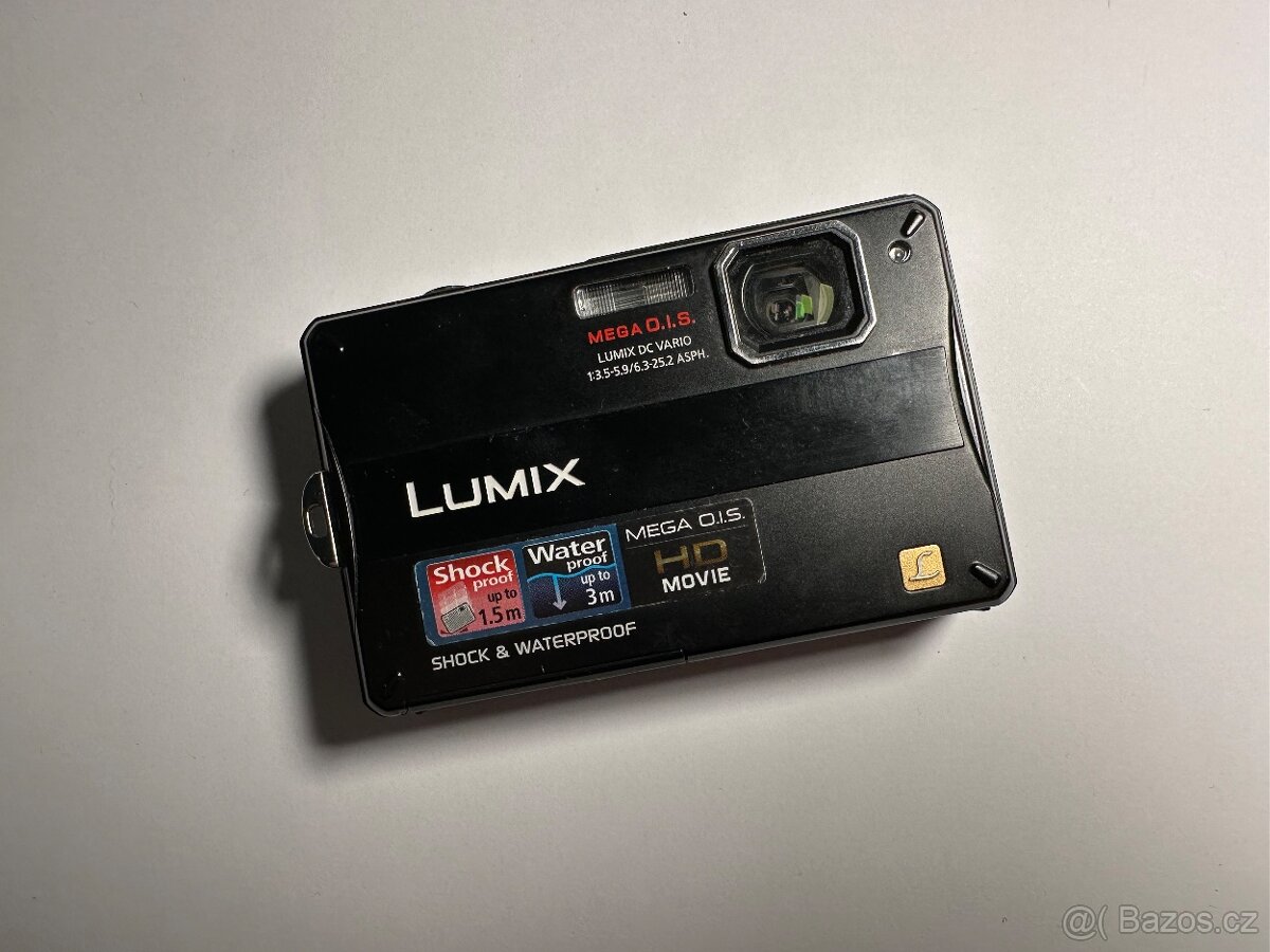 Panasonic Lumix DMC-FT10 černý 14,1 Mpx Voděodolný - 2