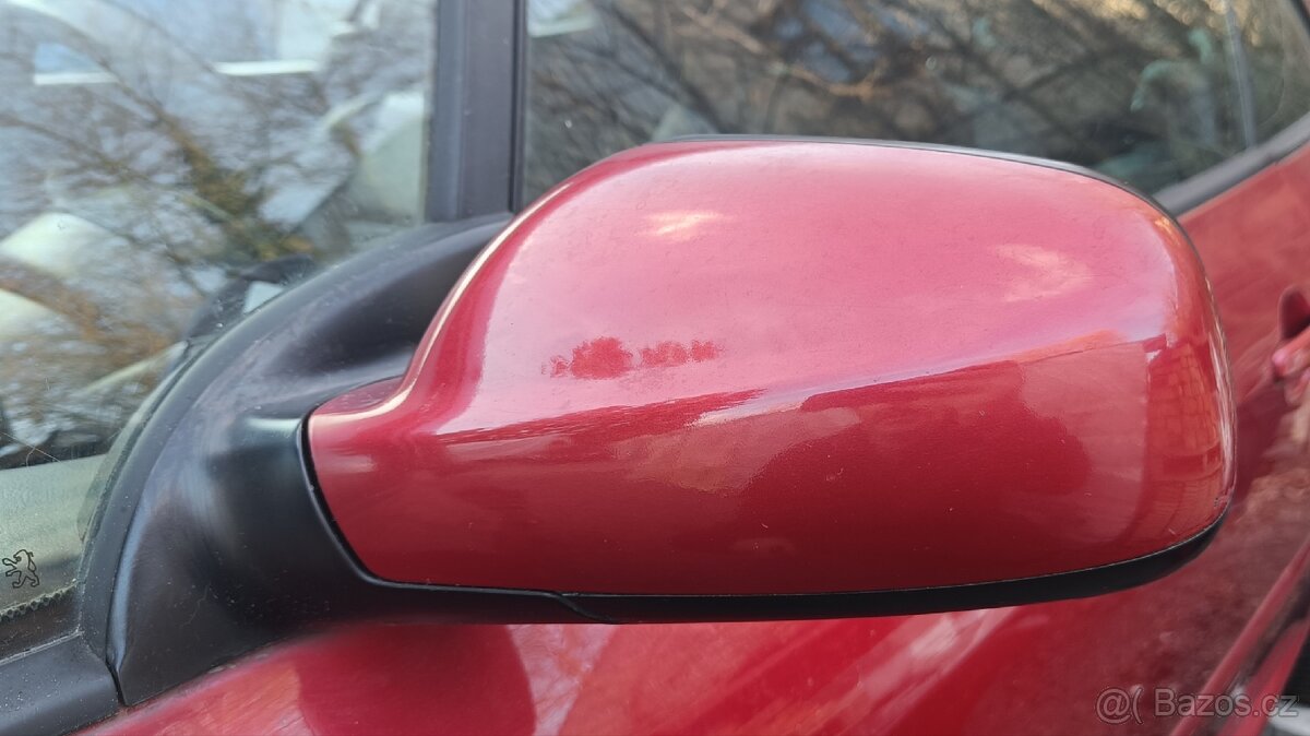 Levé zrcátko Peugeot 307 - 2