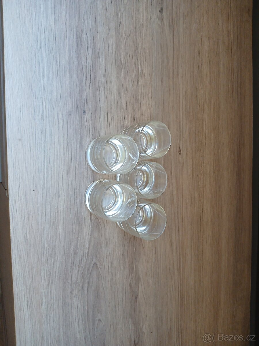 Prodám sadu 5 skleniček - 2