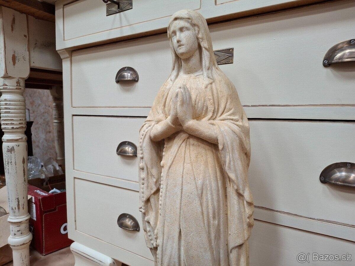 SOCHA MADONKA Z PÍSKOVCE - 2