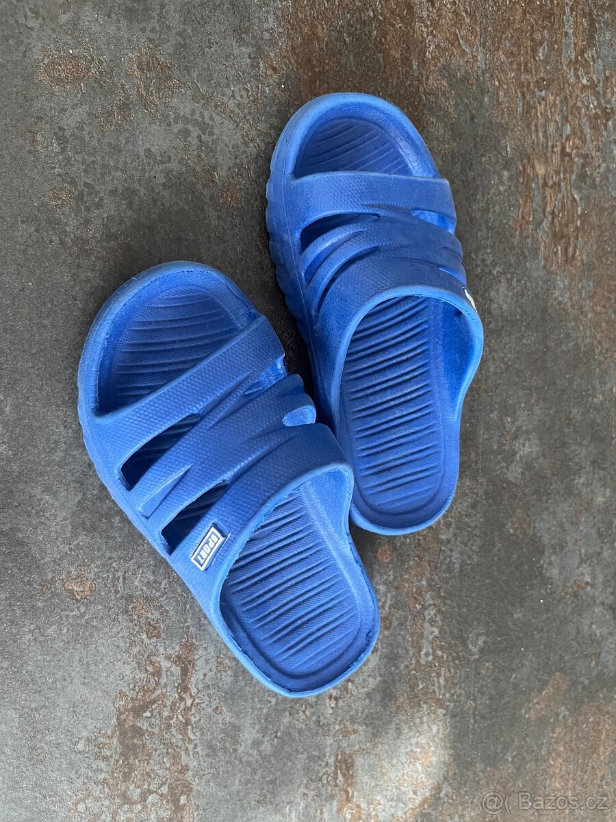 Detske pantofle vel. 26 - 2