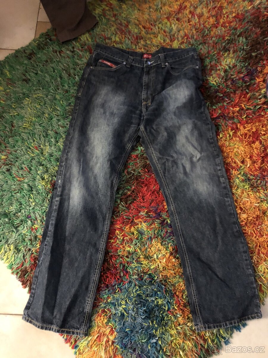 Pánské kalhoty, košile, svetry - 2