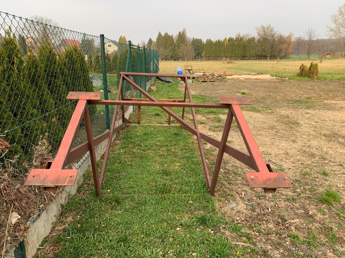 BASKETBALOVÁ KONSTRUKCE - 2