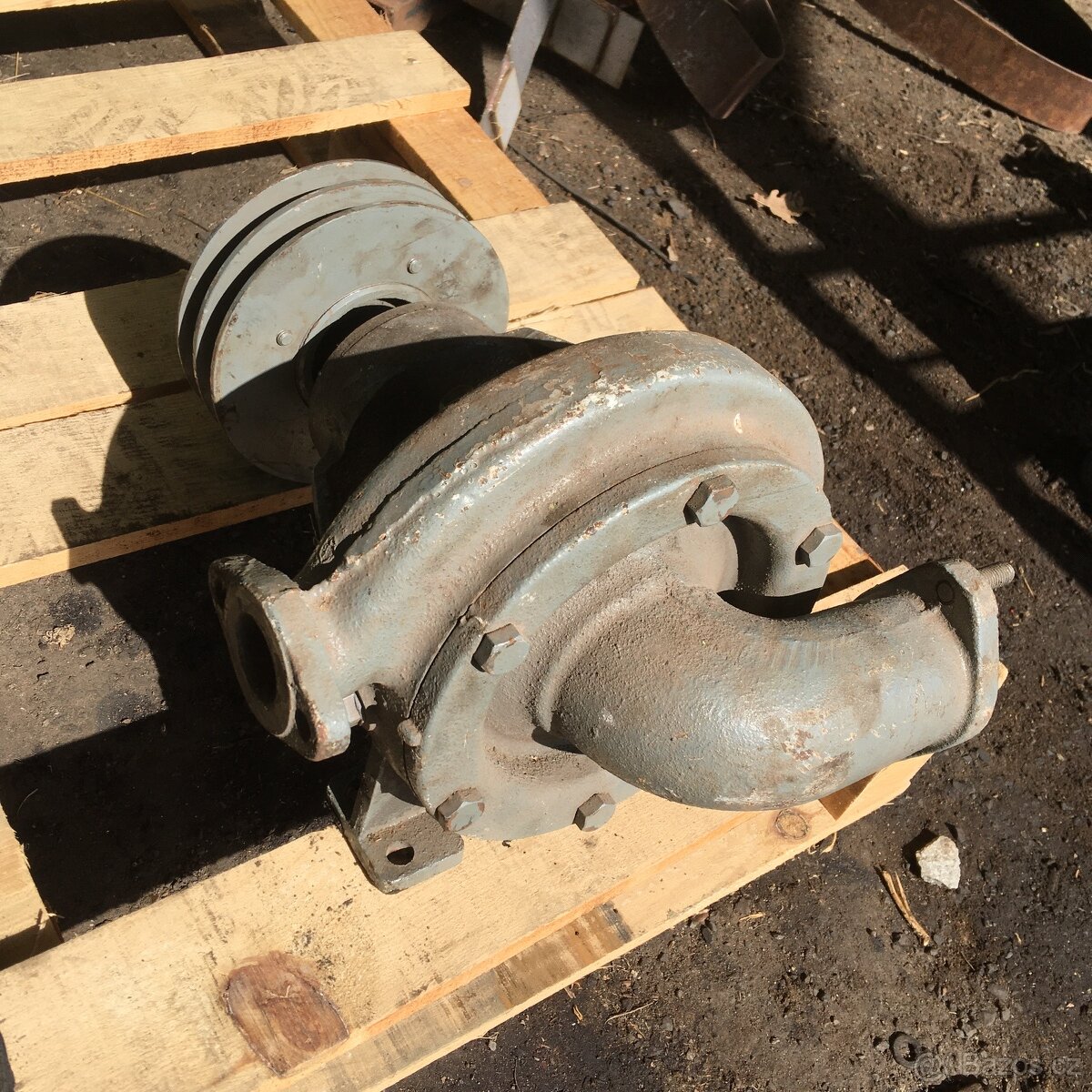 Vodní čerpadlo pro motor škoda 160 ČKD - 2