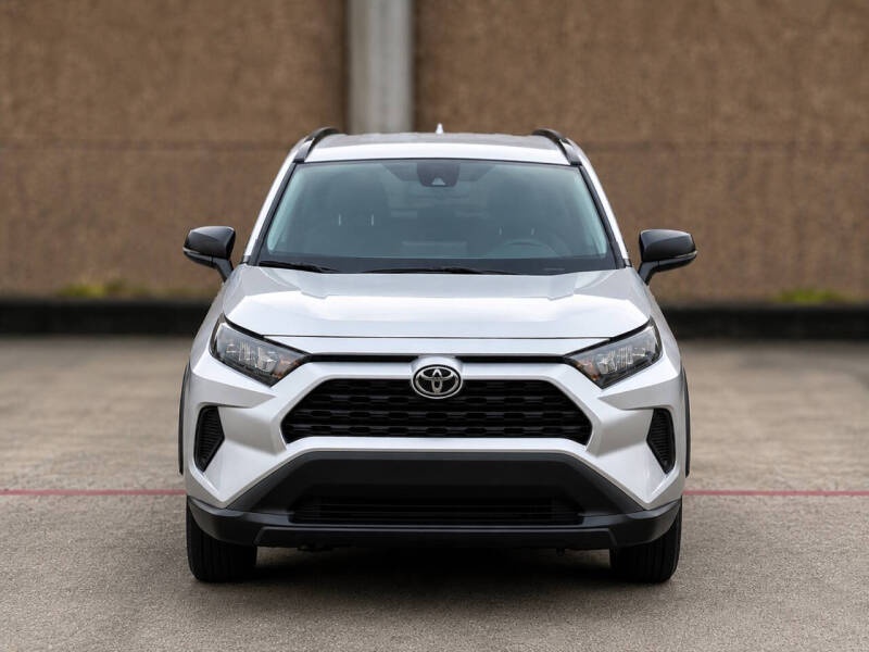 2021 Toyota RAV4 LE - 2