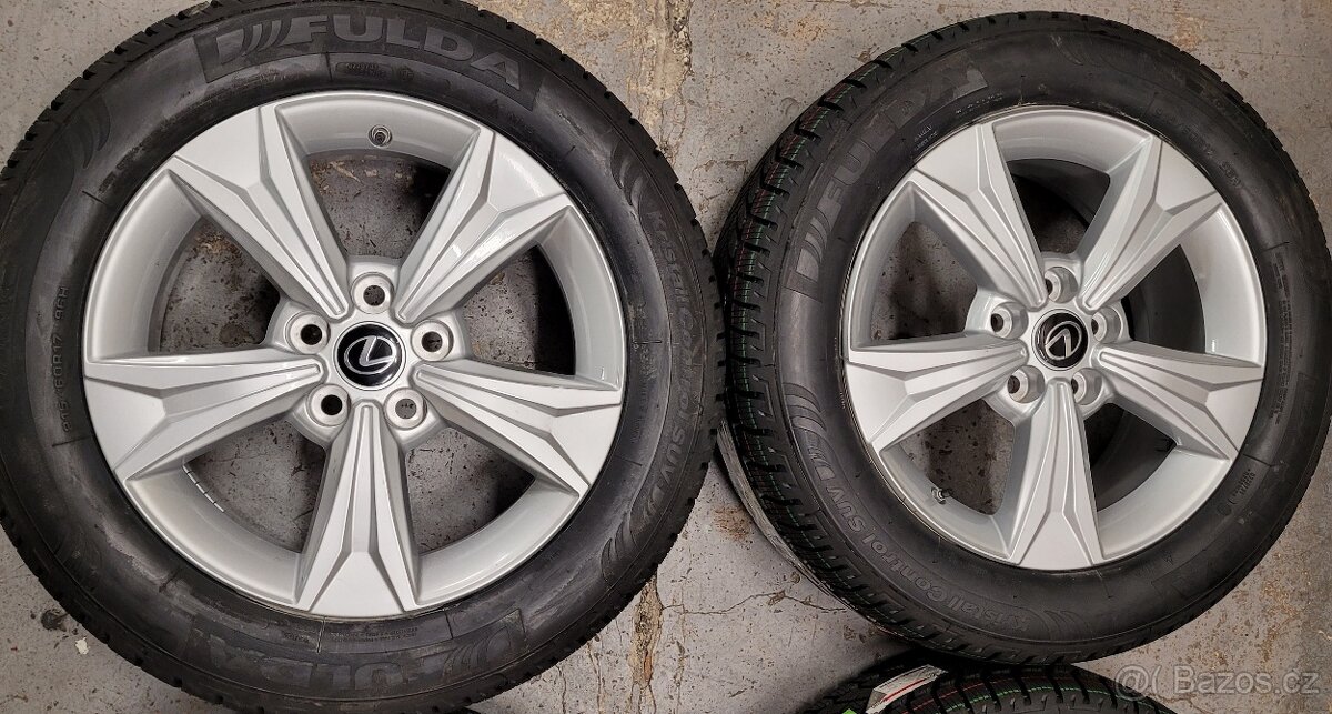Lexus UX ,17' alu disky,nové,zimní set, tpms - 2