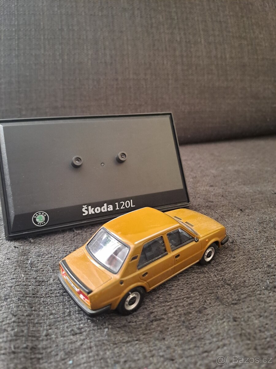 Škoda 120l 1:43 - 2