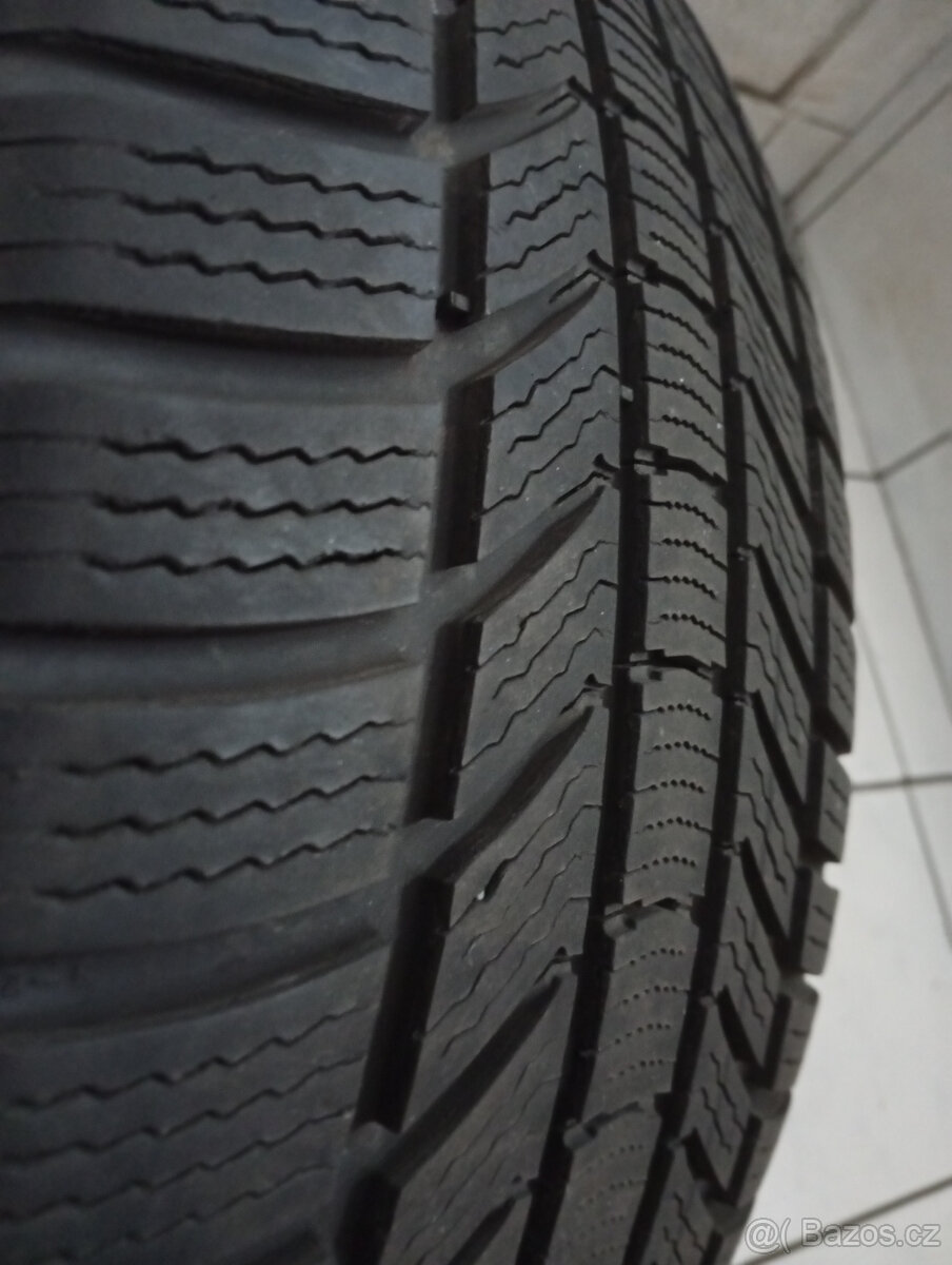 ZIMNÍ CONTINENTAL 235/50R19 - 2