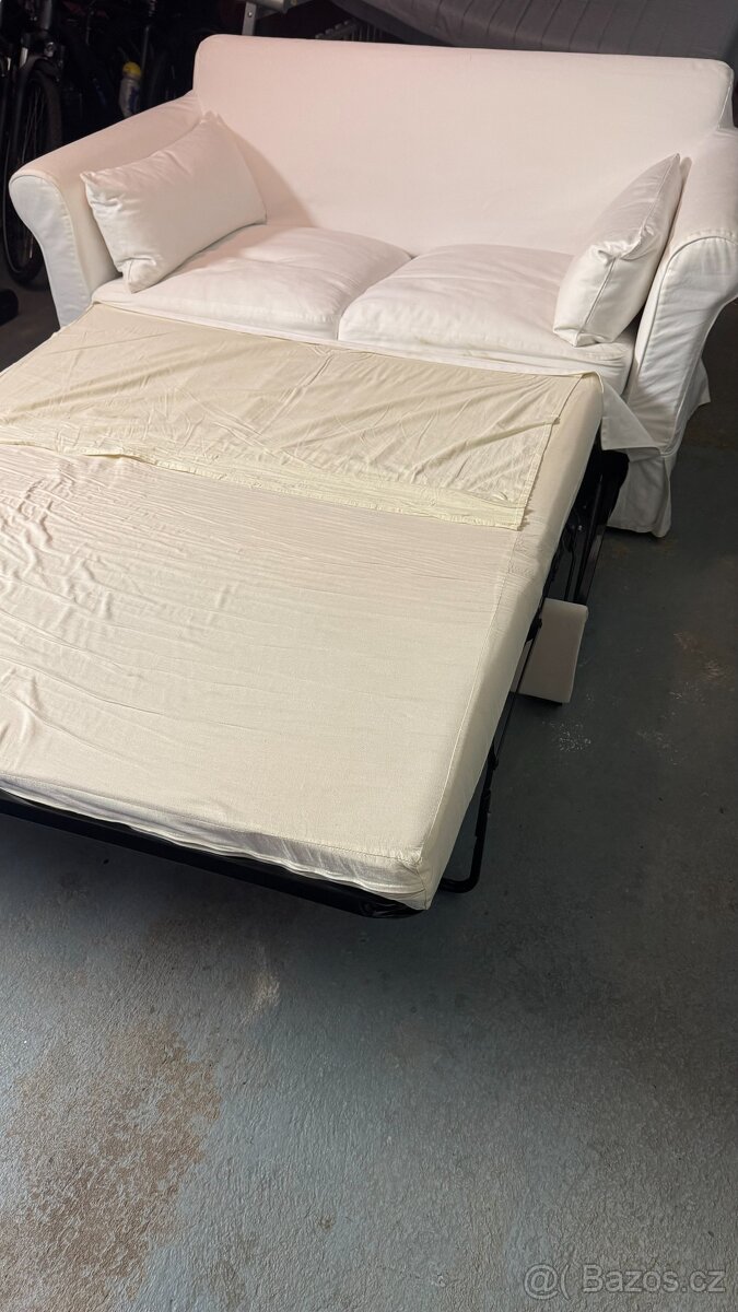 Rozkládací gauč - 2