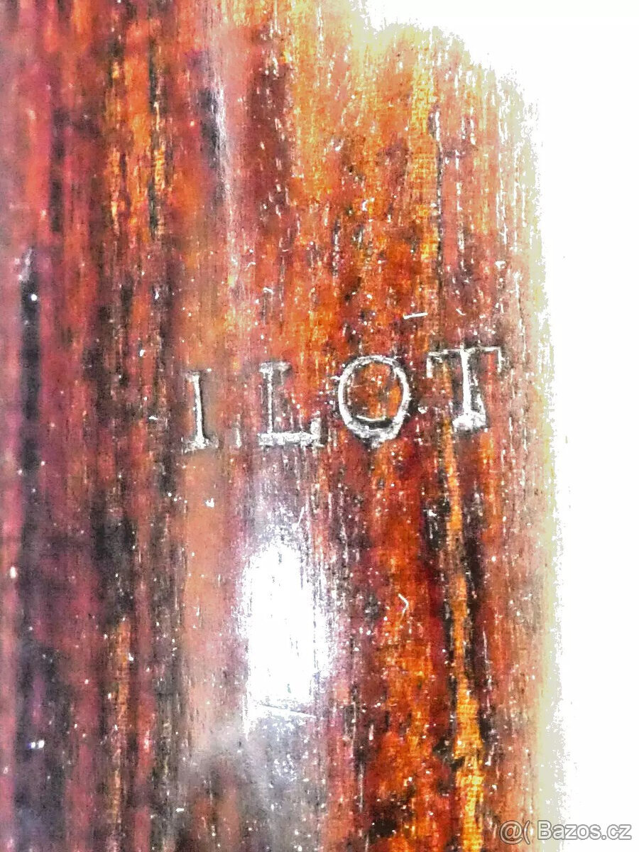 Historic fletna z palisandru Isidor Thomas L kolem roku - 2