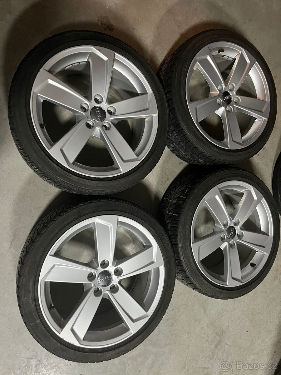 Kompletní sada Audi A3 R18 zimní - 2