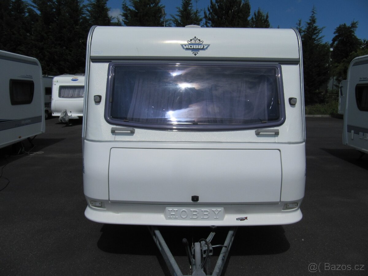 Prodám karavan Hobby 400 sf,r.v.1998 + mover + předstan - 2