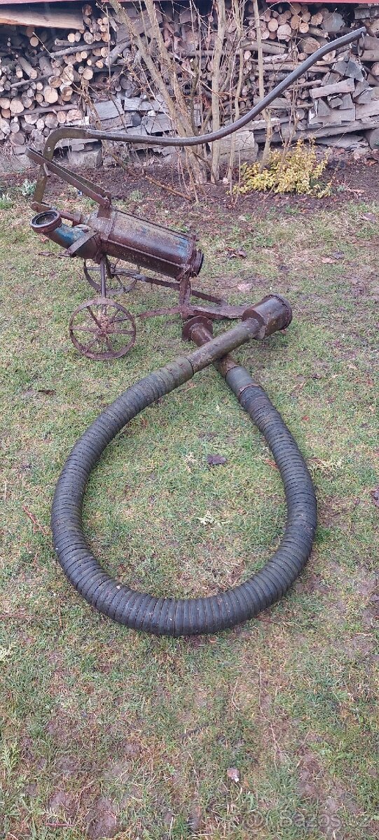 Historické kalové čerpadlo Sigmund Raketa - 2