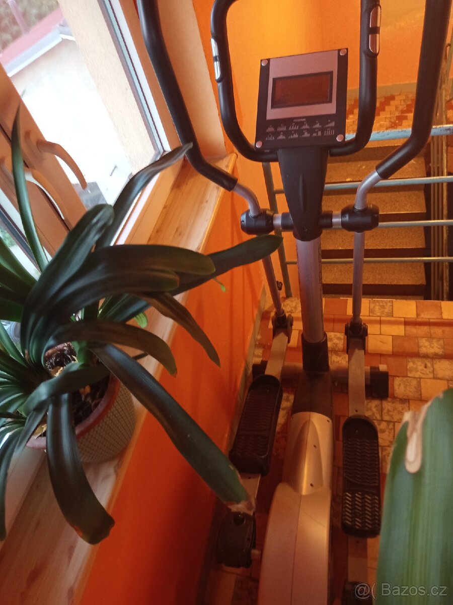 Fitness trenažér - 2