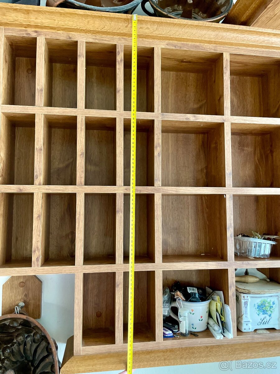 Police na drobnosti + 5x háček - 2