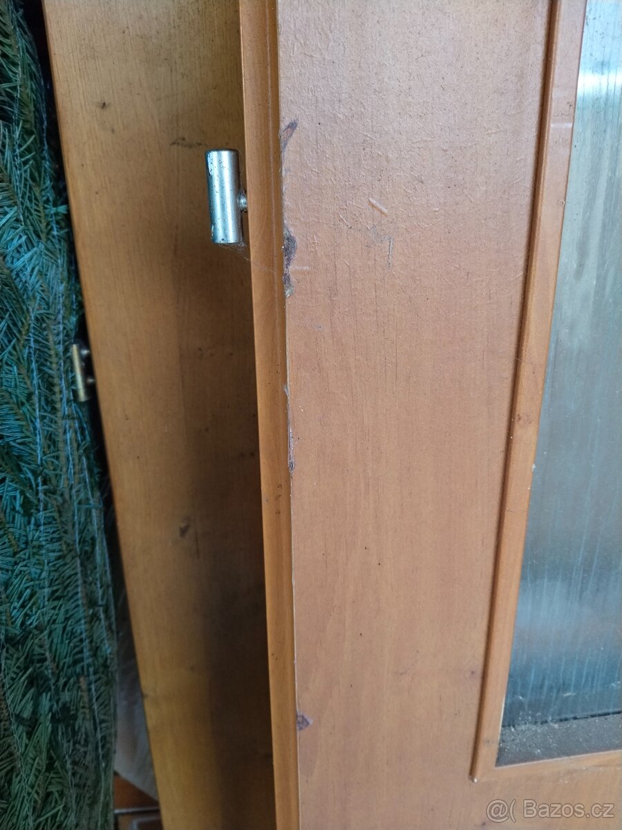 PRODÁM DVEŘE - 2