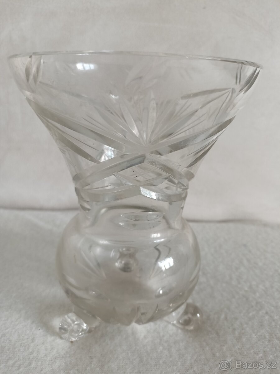 Překrásná skleněná váza broušená - 2