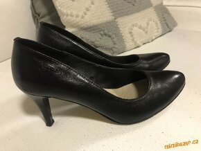 Kožené lodičky, střevíce Lasocki, černé - 2