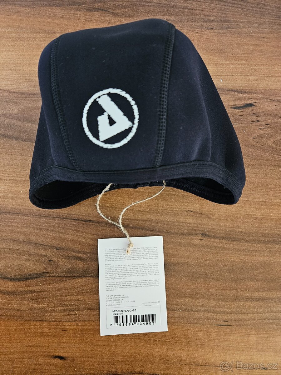 Neoprenová čepice Peak Headcase, nová, včetně visaček - 2