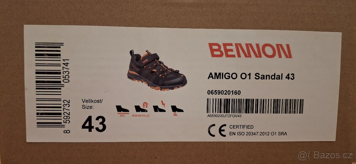 Nové pracovní sandály. - 2