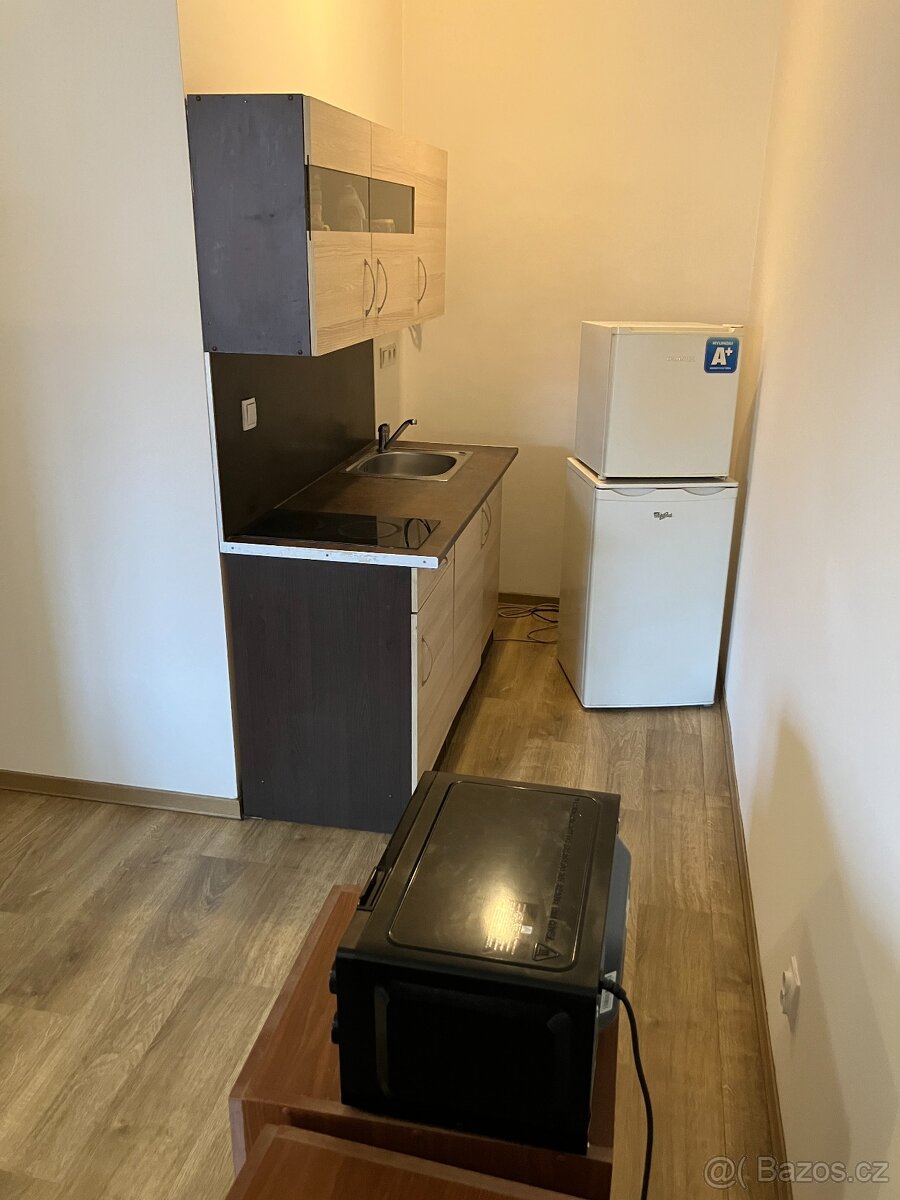 Pronájem bytu 1+kk, Uničov - 2