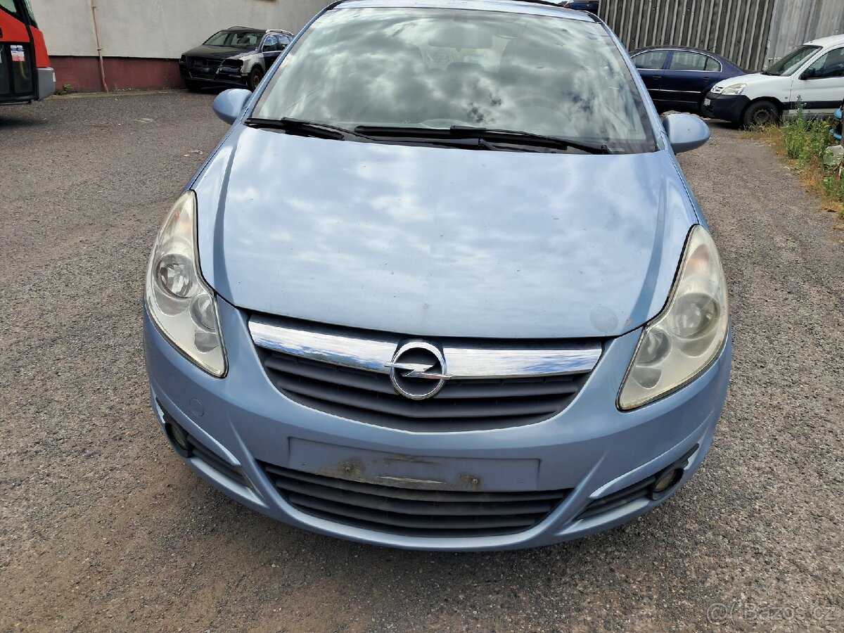 Opel Corsa D 1.2i-nahradni díly - 2