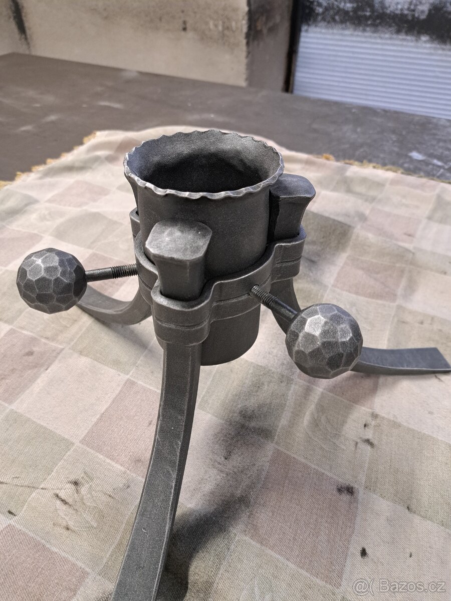 Stojan na vánoční stromeček - 2