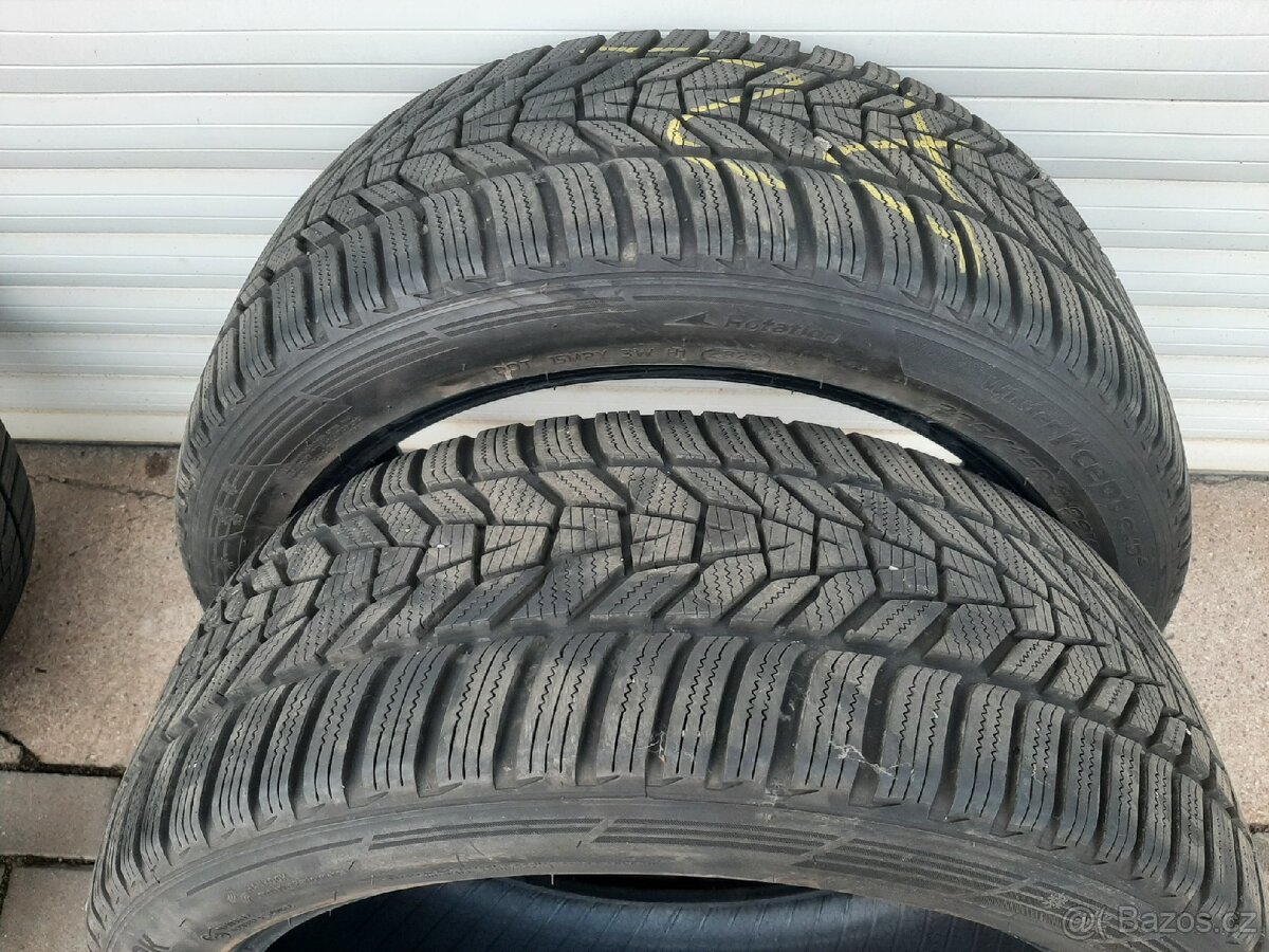 Zimní pneu 235/45r19 - 2